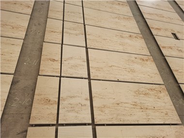 Dabīgās kaļķakmens flīzes